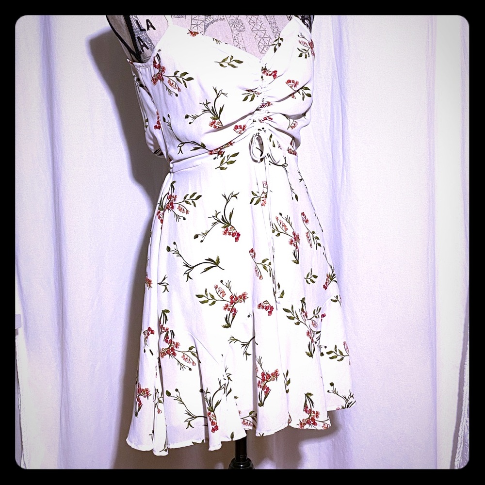 Sweet White Summer Dress